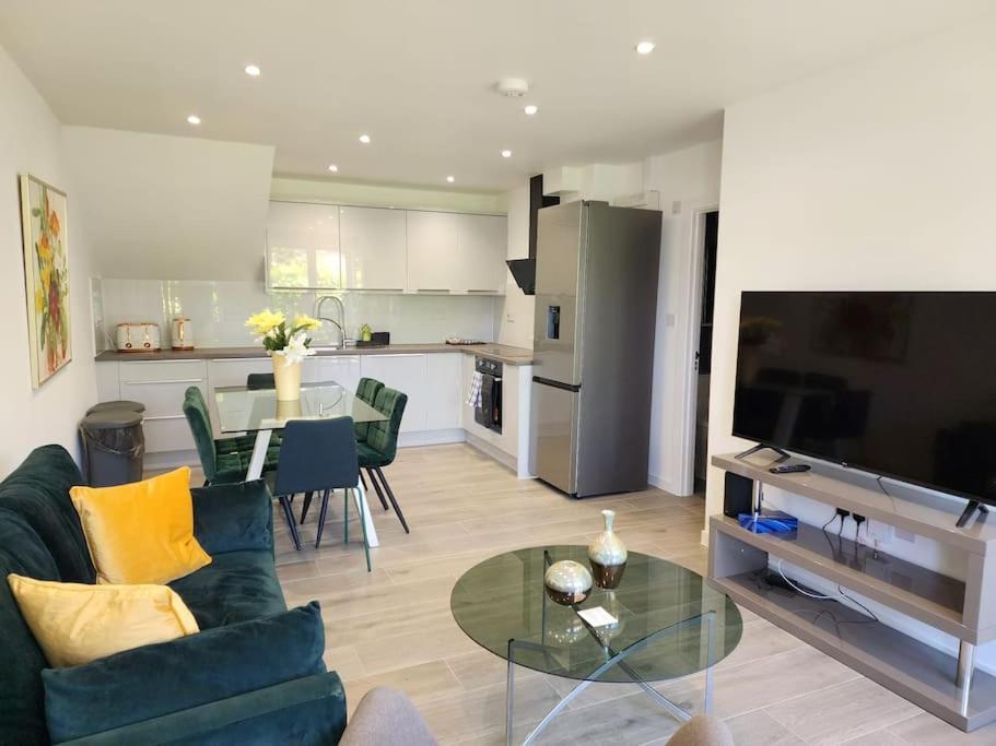 Paradigm Court, Modern 3-Bedroom Flat 1, Oxford Esterno foto