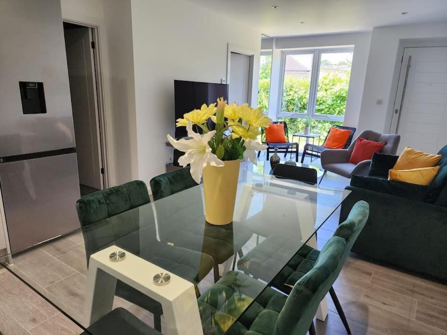 Paradigm Court, Modern 3-Bedroom Flat 1, Oxford Esterno foto